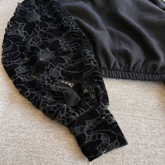 Zara Black Long Loose Crochet Sleeve Crop Top - Picture 5 of 9